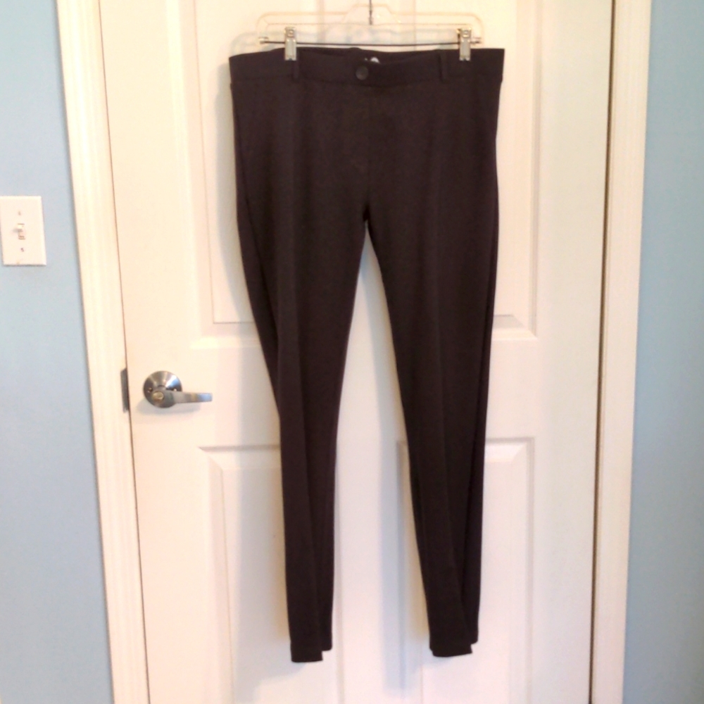 Betabrand dress yoga pants with 2 pockets